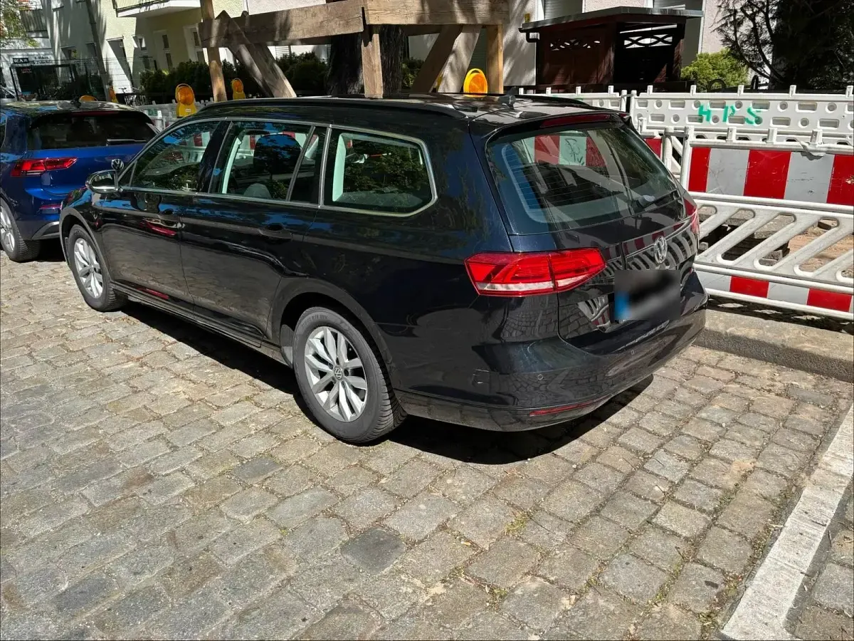 Gebraucht VW Passat 150 PS (110 kW) 2017 Schwarz Kombi