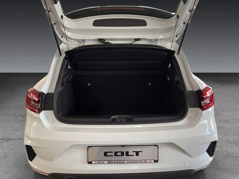 Neu Mitsubishi Colt Plus 67 PS (49 kW) 2025 Blau Limousine