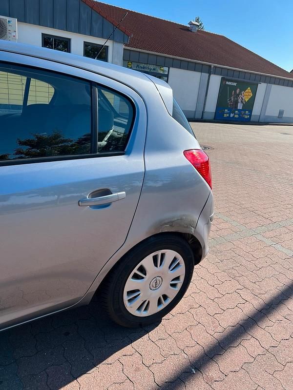 Gebraucht Opel Corsa 80 PS (58 kW) 2008 Grau Kleinwagen