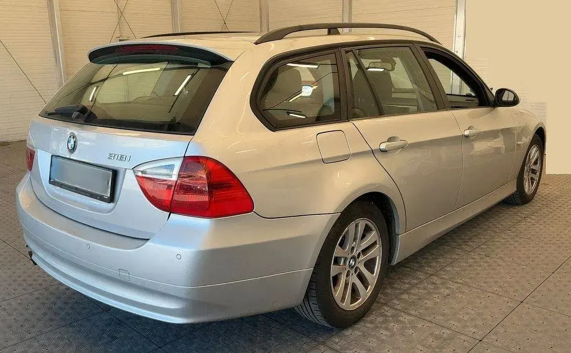 Gebraucht BMW 318 Advantage 143 PS (105 kW) 2009 Silber Kombi