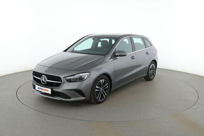 Używany Mercedes B250 Progressive 238 KM (175 kW) 2025 Minivan