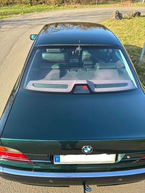 Gebraucht BMW 740 286 PS (210 kW) 1997 Grün Limousine