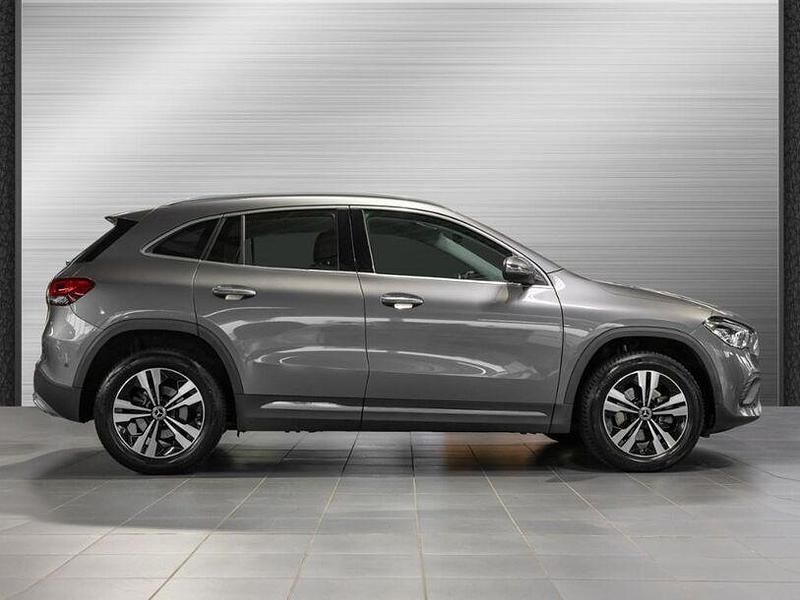 Usata Mercedes GLA200 Progressive 150 CV (110 kW) 2020 Grigio SUV