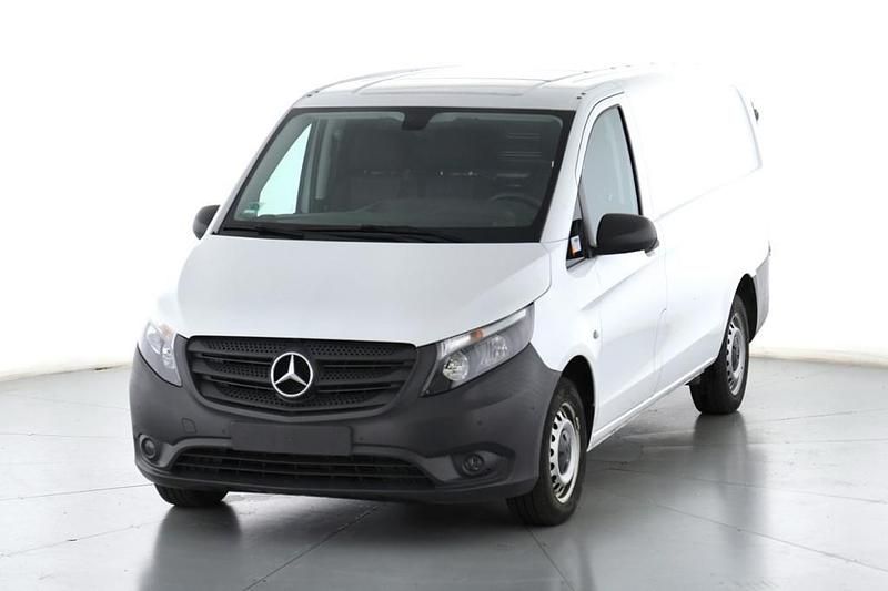 Weiß Gebraucht 2019 Mercedes Vito Van / Kleinbus | 19.623 € (Superpreis) - Bild 1/4