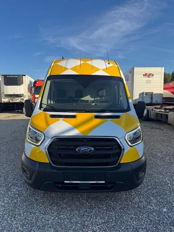 Weiß Gebraucht 2019 Ford Transit Trend Van / Kleinbus | 13.000 € (Fairer Preis) - Bild 1/4
