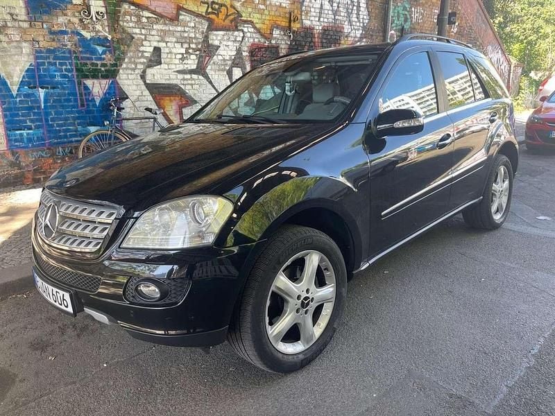 Gebraucht Mercedes ML350 272 PS (200 kW) 2005 SUV