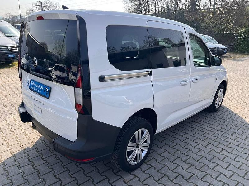 Gebraucht VW Caddy 102 PS (75 kW) 2024 Weiß Van / Kleinbus