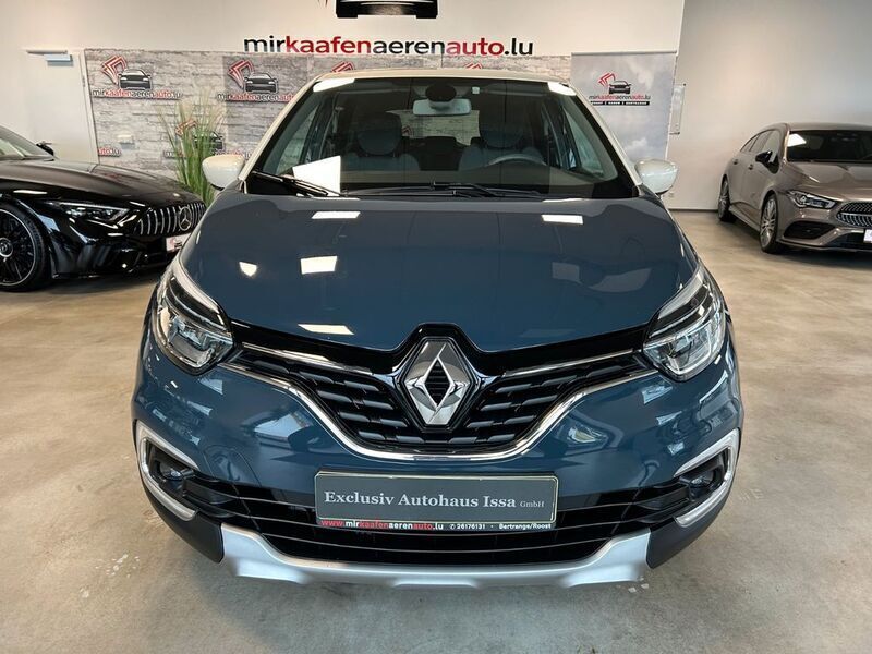 Blau Gebraucht 2018 Renault Captur Intens SUV | 12.800 € (Etwas zu teuer) - Bild 1/4