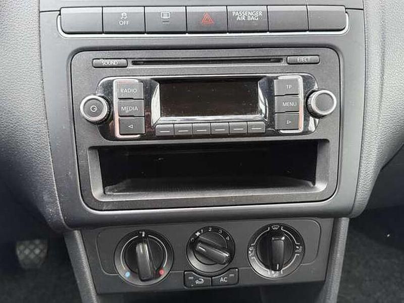 Gebraucht VW Polo Trendline 60 PS (44 kW) 2012 Reflexsilber metallic Kleinwagen