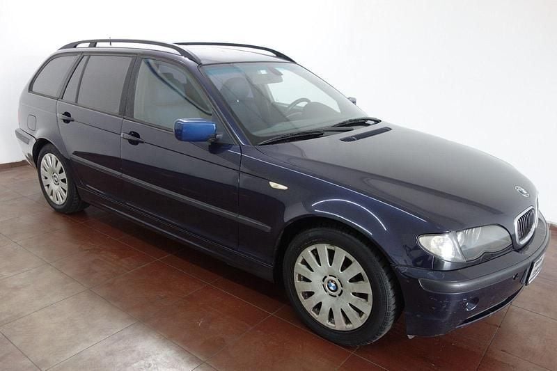 Orientblau Gebraucht 2003 BMW 320 Lifestyle Kombi | 999 € (Superpreis) - Bild 1/4