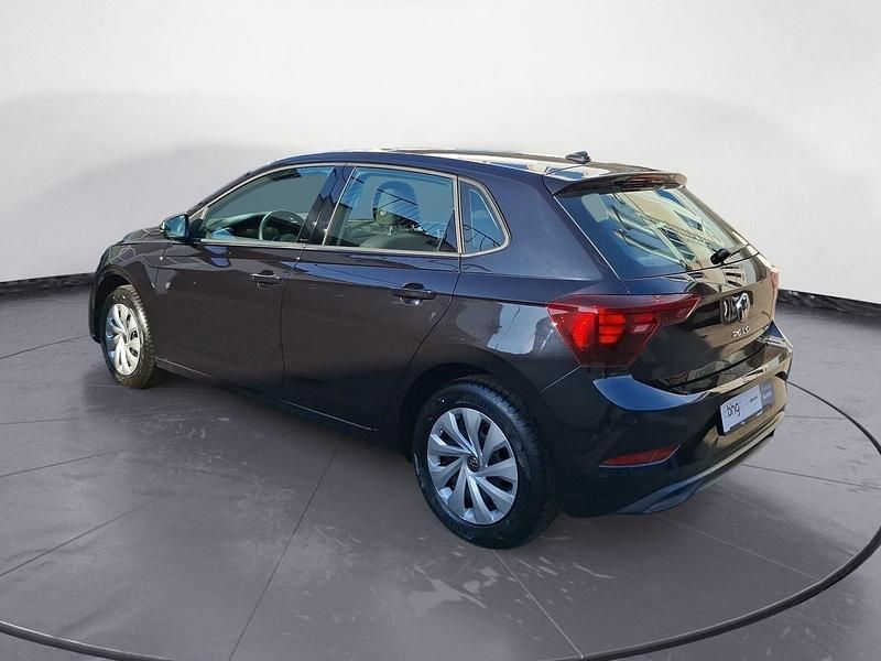 Gebraucht VW Polo Life 80 PS (58 kW) 2025 Deep black perleffekt Limousine