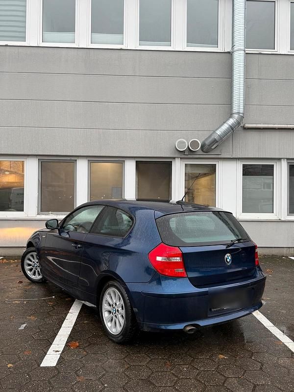 Gebraucht BMW 118 Coupé 143 PS (105 kW) 2010 Blau Coupé