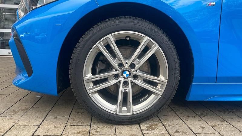 Gebraucht BMW 118 Efficient Dynamics 136 PS (100 kW) 2023 Misano blau metallic Kleinwagen