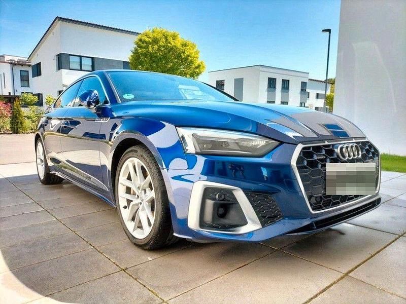 Blau Gebraucht 2021 Audi A5 Sportback S-Line Kleinwagen | 32.200 € (Fairer Preis) - Bild 1/4