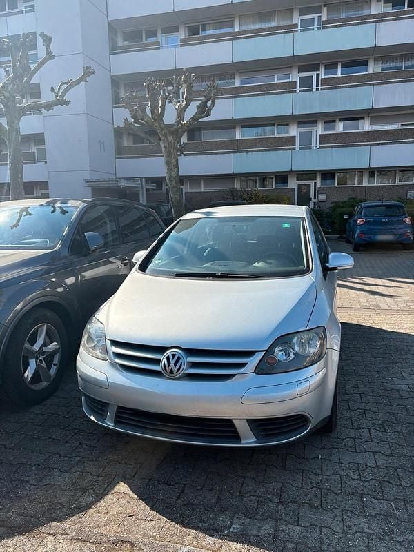 Gebraucht VW Golf VI 90 PS (66 kW) 2008 Silber Kleinwagen