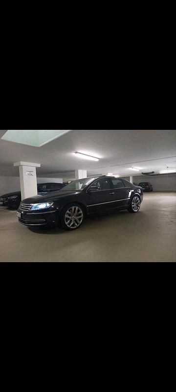 Schwarz Gebraucht 2014 VW Phaeton Limousine | 12.500 € (Guter Preis) - Bild 1/3