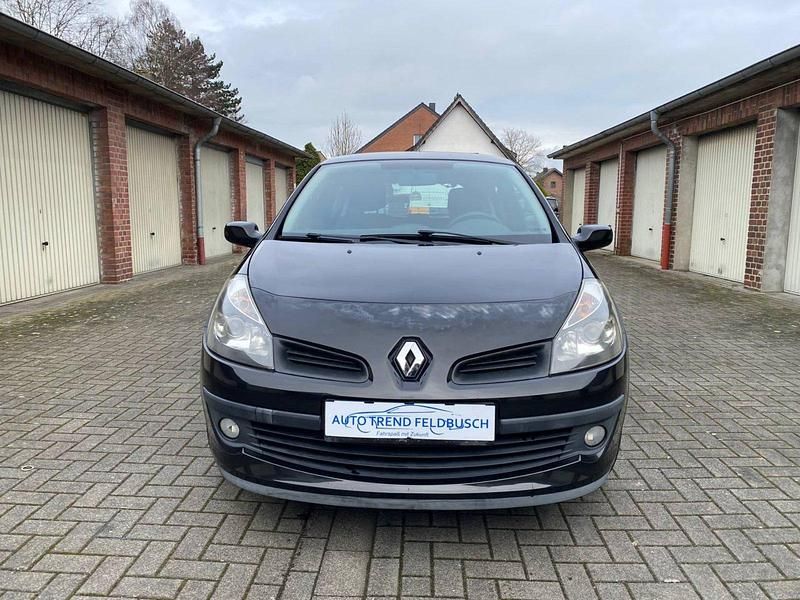 Gebraucht Renault Clio II 101 PS (74 kW) 2007 Schwarz Kleinwagen