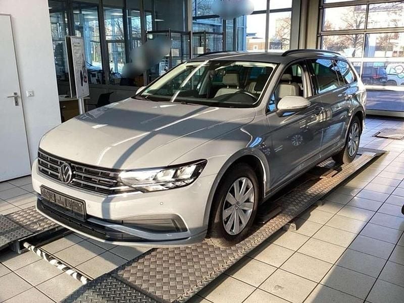 Grau Gebraucht 2022 VW Passat Conceptline Kombi | 22.800 € (Superpreis) - Bild 1/2