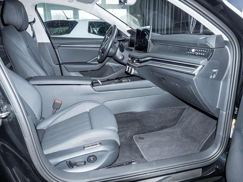 Gebraucht Skoda Superb Selection 150 PS (110 kW) 2024 Ebonyschwarz Kombi