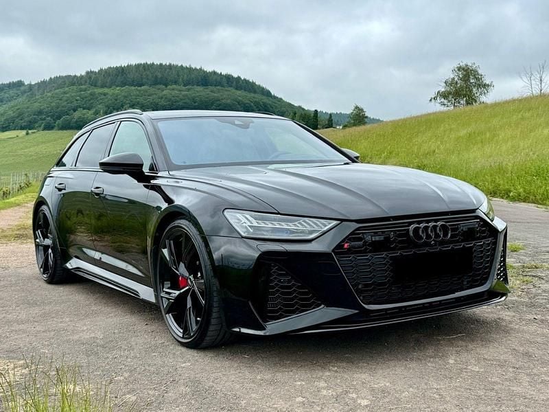 Schwarz Gebraucht 2022 Audi RS6 Ambiente Kombi | 109.790 € (Teuer) - Bild 1/4