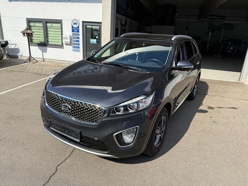 Gebraucht Kia Sorento Vision 200 PS (147 kW) 2017 Grau SUV