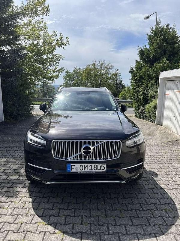 Andere farben Gebraucht 2015 Volvo XC90 Inscription SUV | 23.000 € (Fairer Preis) - Bild 1/4