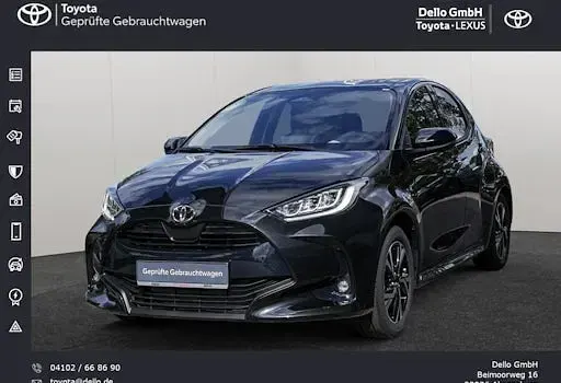 Neu Toyota Yaris Hybrid 116 PS (85 kW) 2025 Schwarz Limousine