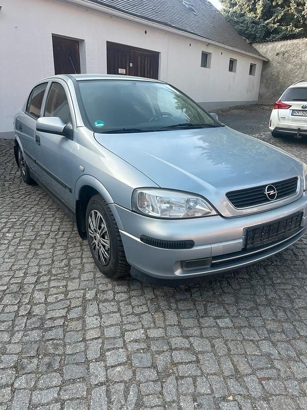 Gebraucht Opel Astra 75 PS (55 kW) 2003 Andere farben Limousine