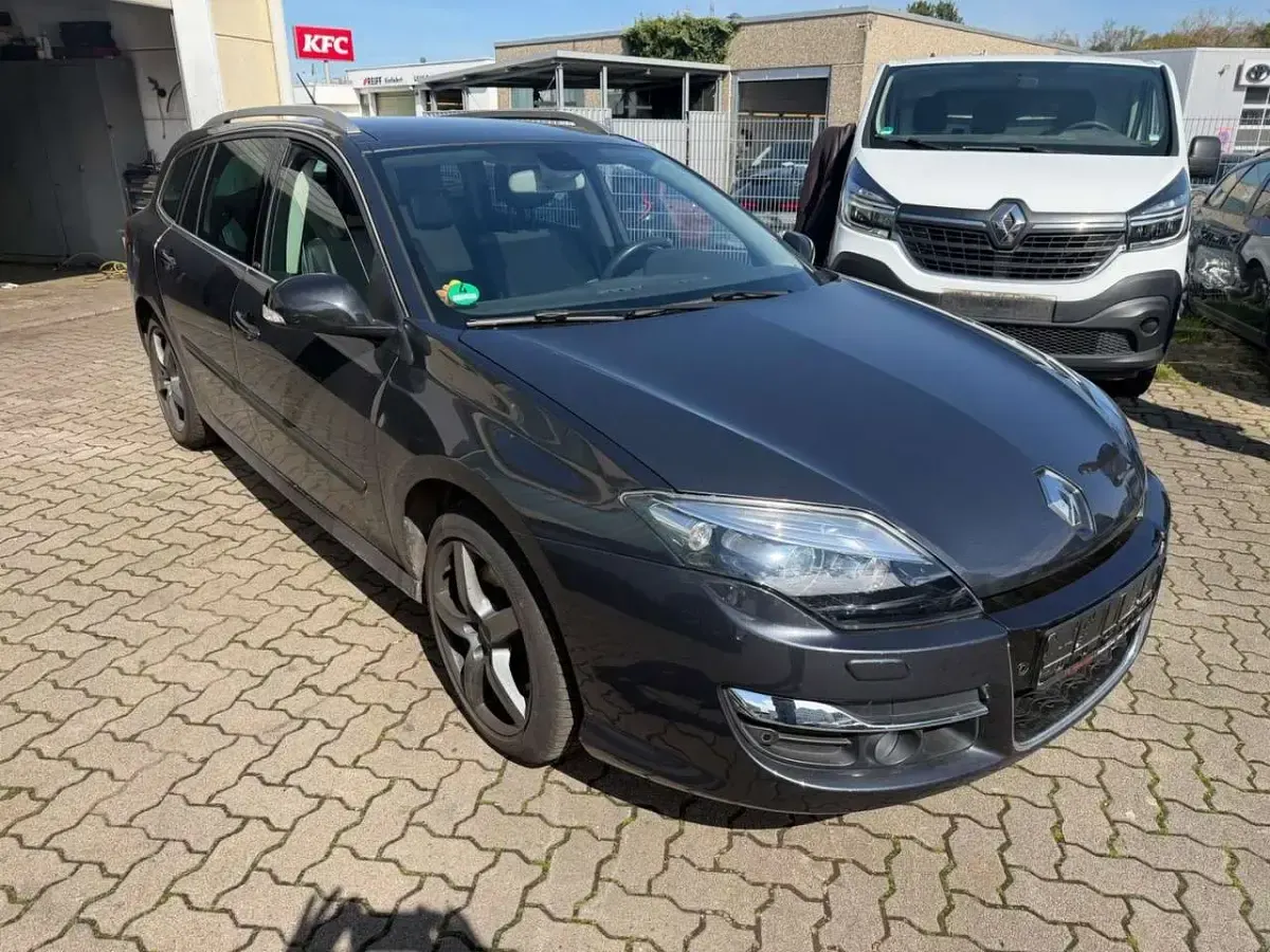 Gebraucht Renault Laguna III GT 150 PS (110 kW) 2012 Schwarz Kombi