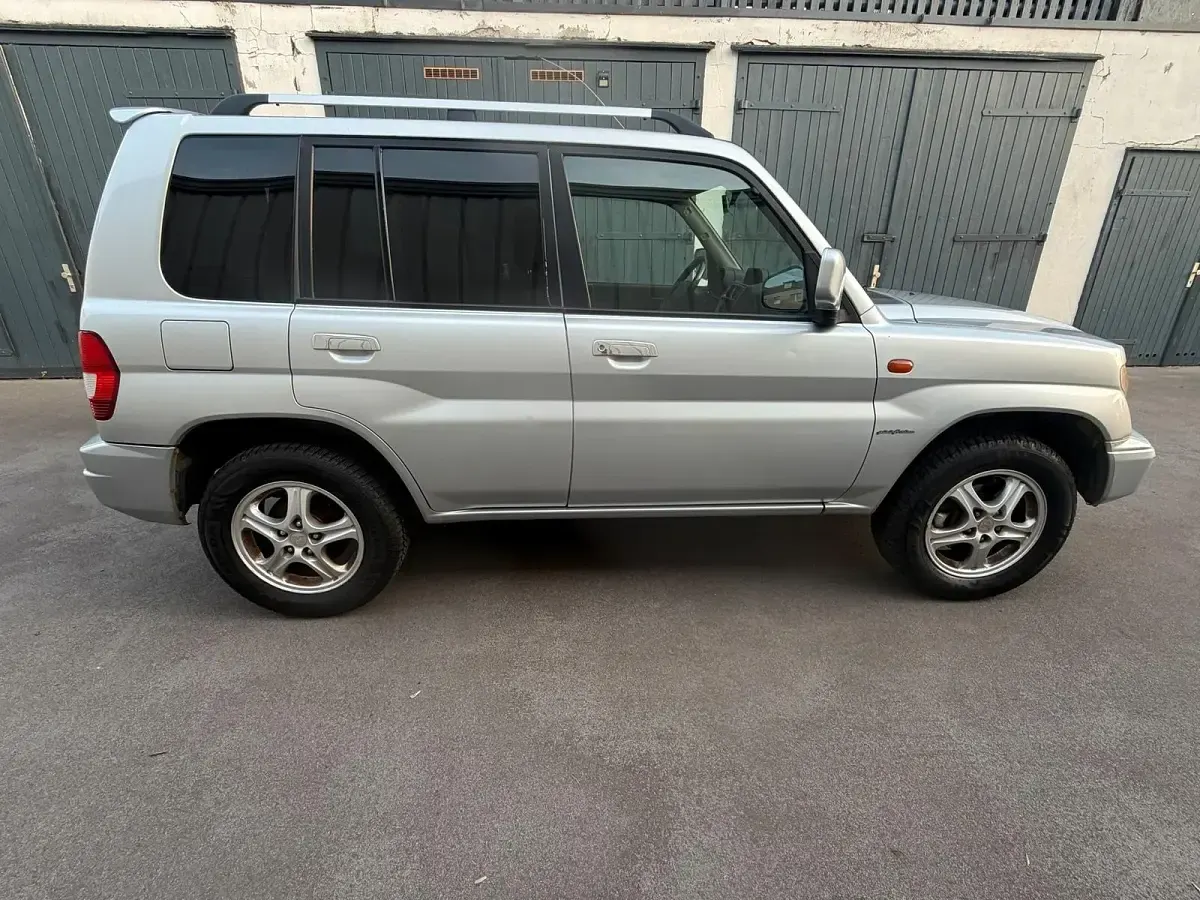 Gebraucht Mitsubishi Pajero 114 PS (83 kW) 2004 Silber SUV