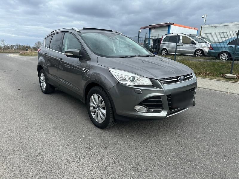 Gebraucht Ford Kuga 163 PS (119 kW) 2013 Grau SUV