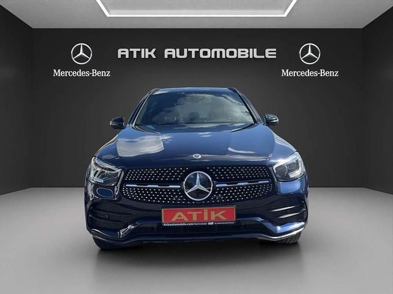 Gebraucht Mercedes GLC300e AMG 194 PS (142 kW) 2021 Cavansitblau (metallic) SUV