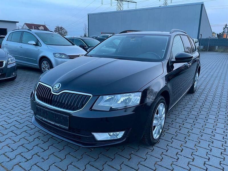 Gebraucht Skoda Octavia Ambition 150 PS (110 kW) 2014 Schwarz Kleinwagen