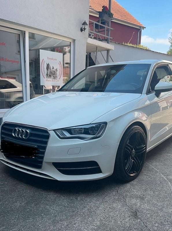 Weiß Gebraucht 2013 Audi A3 Kombi | 6.000 € (Superpreis) - Bild 1/4