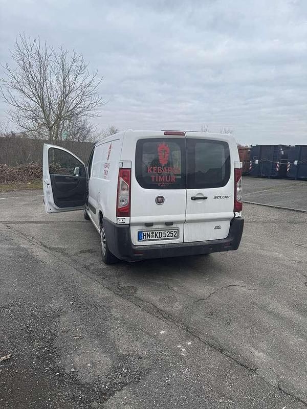 Gebraucht Fiat Scudo 128 PS (94 kW) 2015 Weiß Van