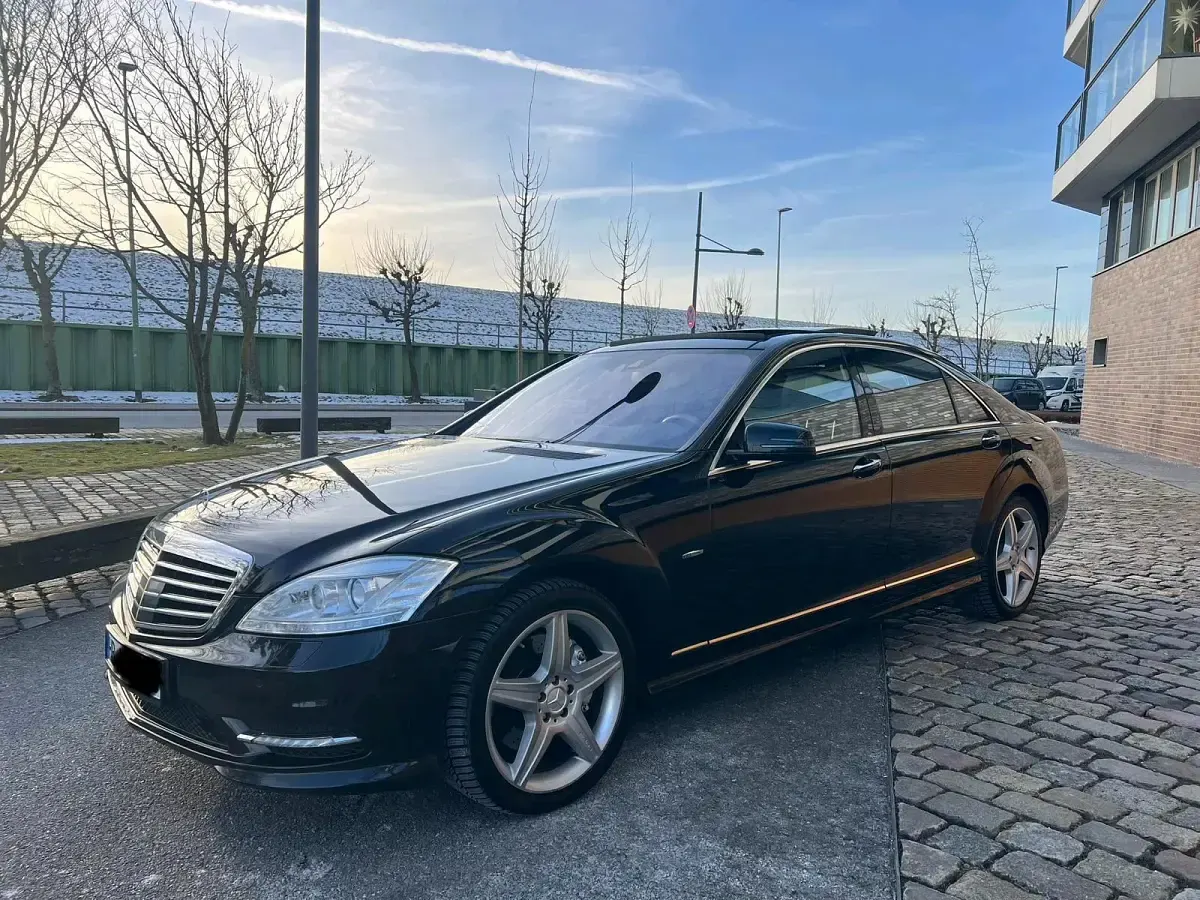 Gebraucht Mercedes S350 AMG line 258 PS (189 kW) 2011 Schwarz Limousine