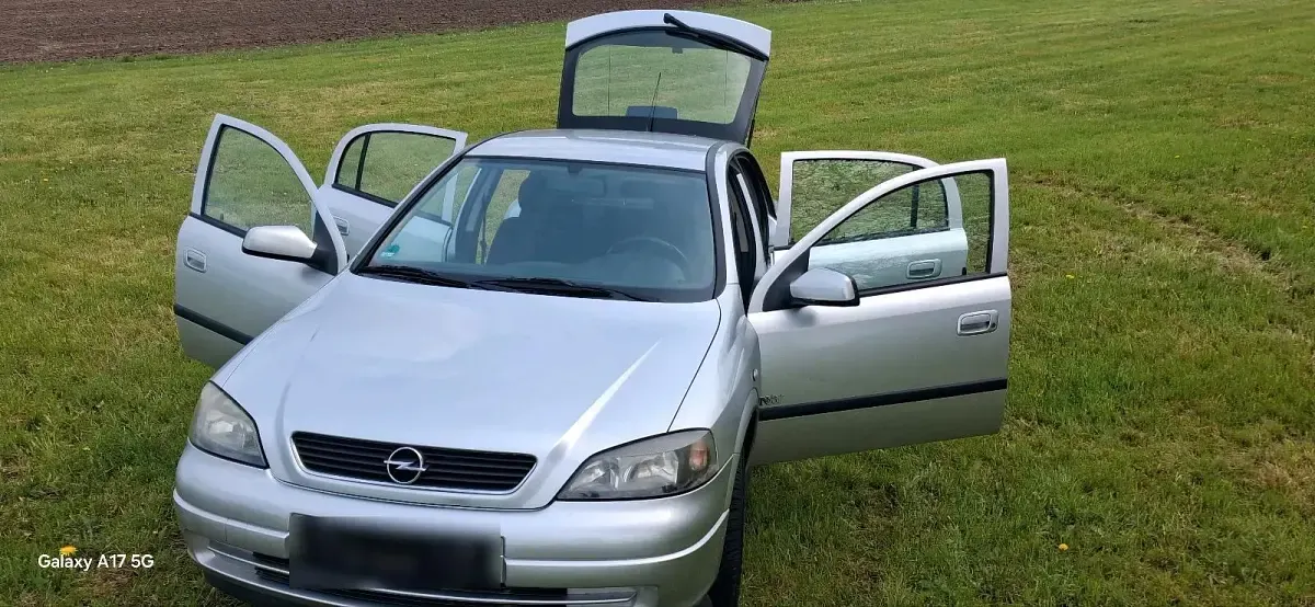 Gebraucht Opel Astra 101 PS (74 kW) 2003 Limousine
