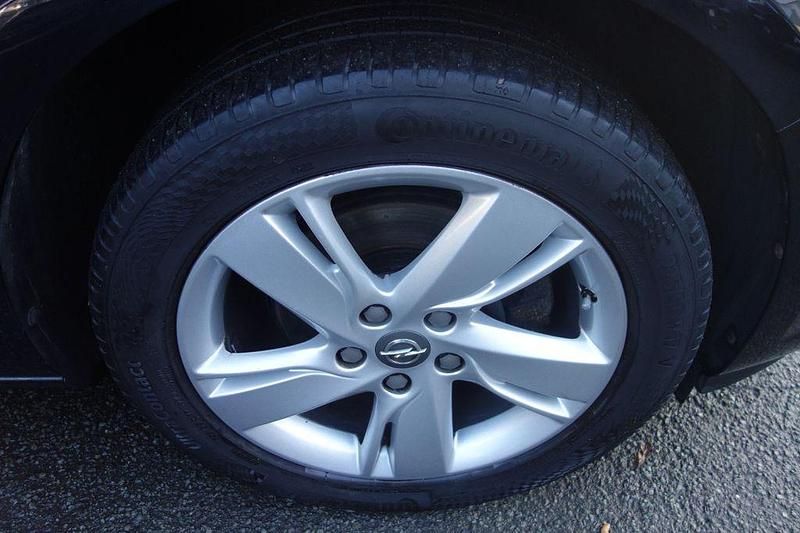 Gebraucht Opel Astra Style 136 PS (100 kW) 2015 Schwarz Kombi