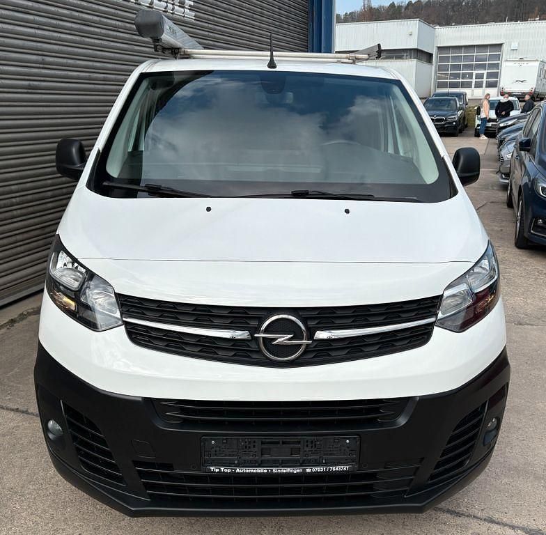 Gebraucht Opel Vivaro Edition 122 PS (89 kW) 2021 Weiß Van / Kleinbus