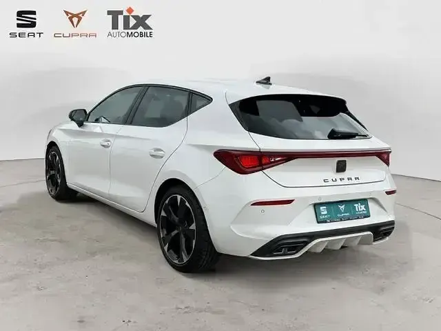 Gebraucht Cupra Leon 150 PS (110 kW) 2023 Weiß Limousine