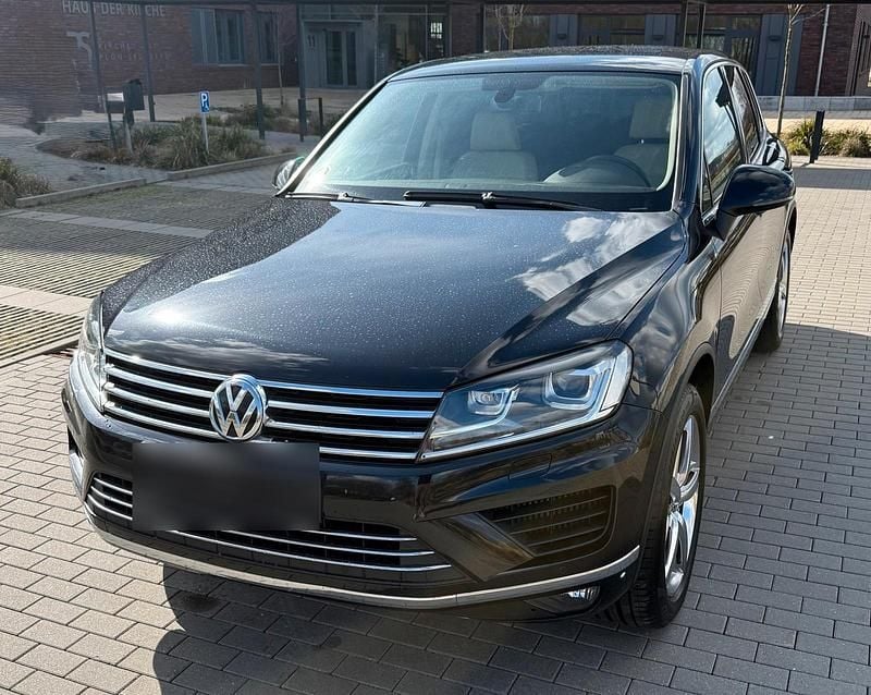 Gebraucht VW Touareg 262 PS (192 kW) 2015 Schwarz SUV