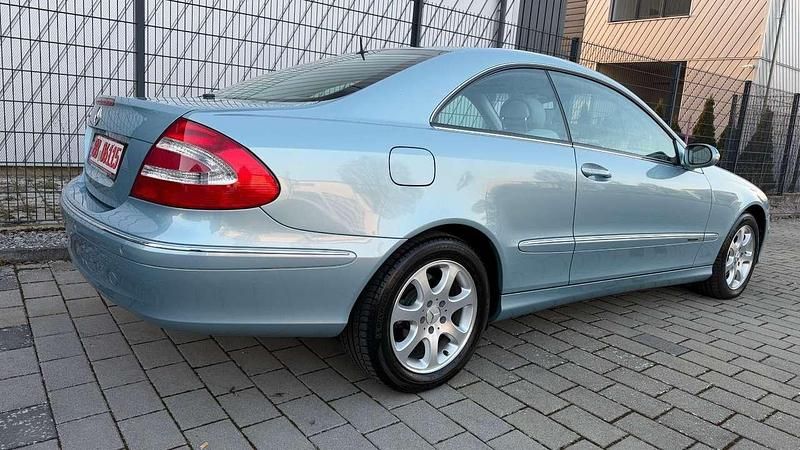 Gebraucht Mercedes CLK240 170 PS (125 kW) 2004 Blau Coupé