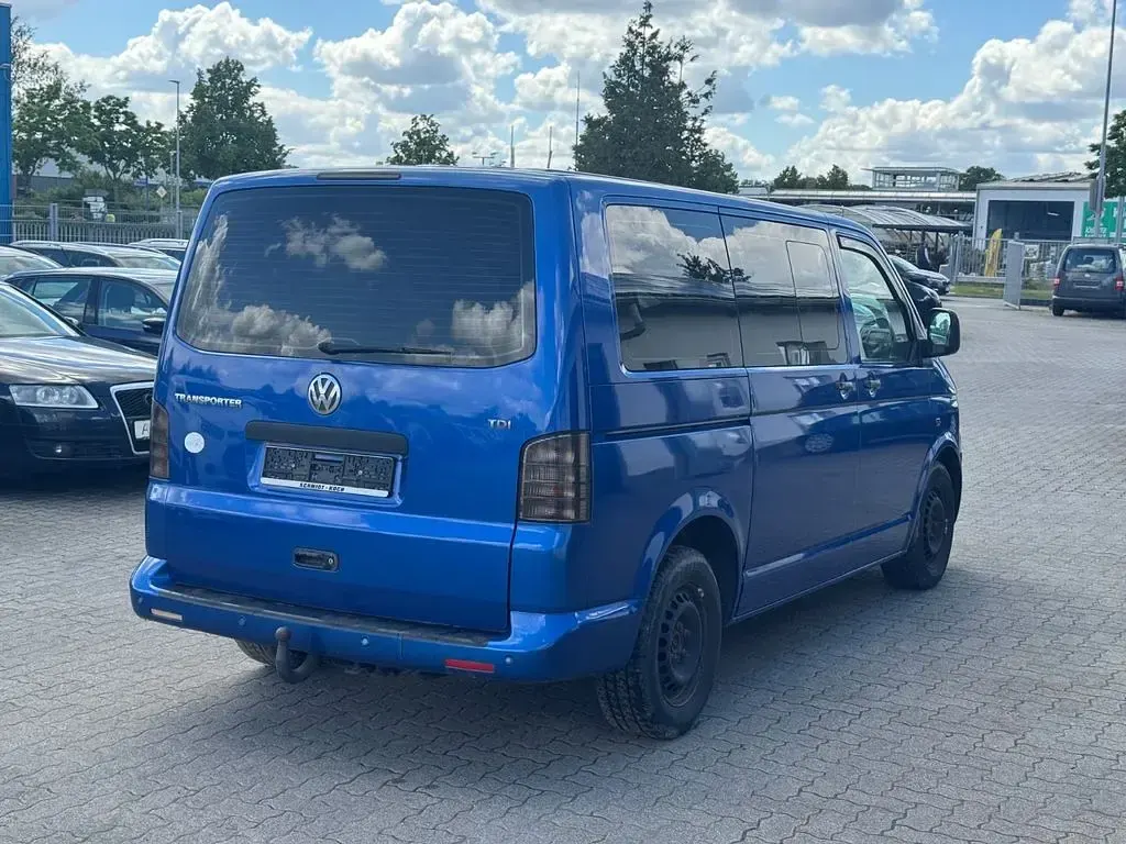 Gebraucht VW T5 131 PS (96 kW) 2005 Blau Van