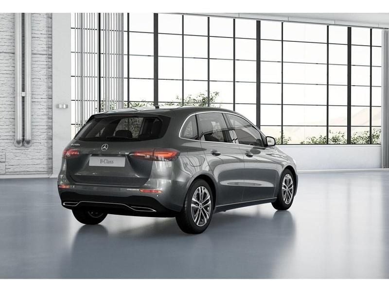 Gebraucht Mercedes B250e Progressive 218 PS (160 kW) 2024 Grau Van / Kleinbus