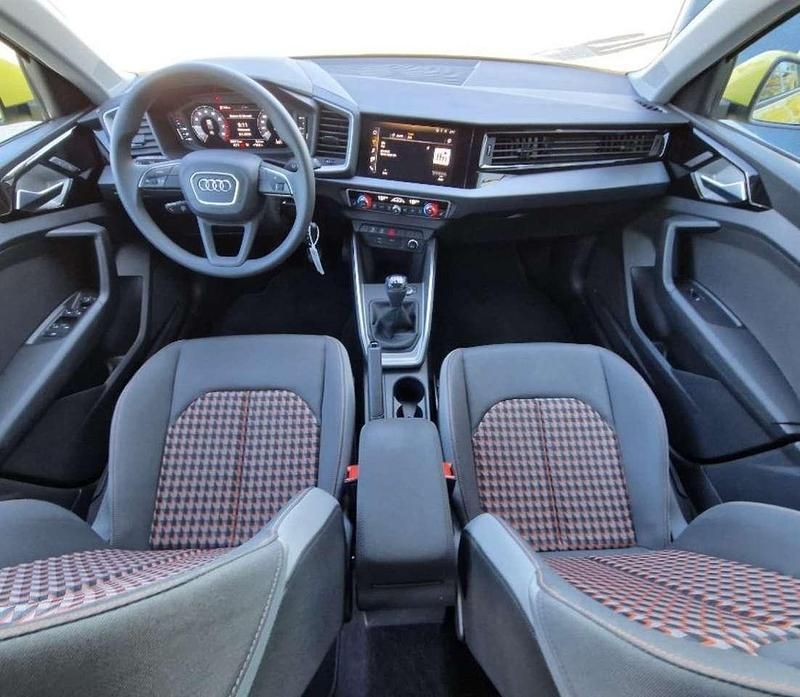Gelb Gebraucht 2020 Audi A1 Kleinwagen | 15.999 € (Guter Preis) - Bild 1/4
