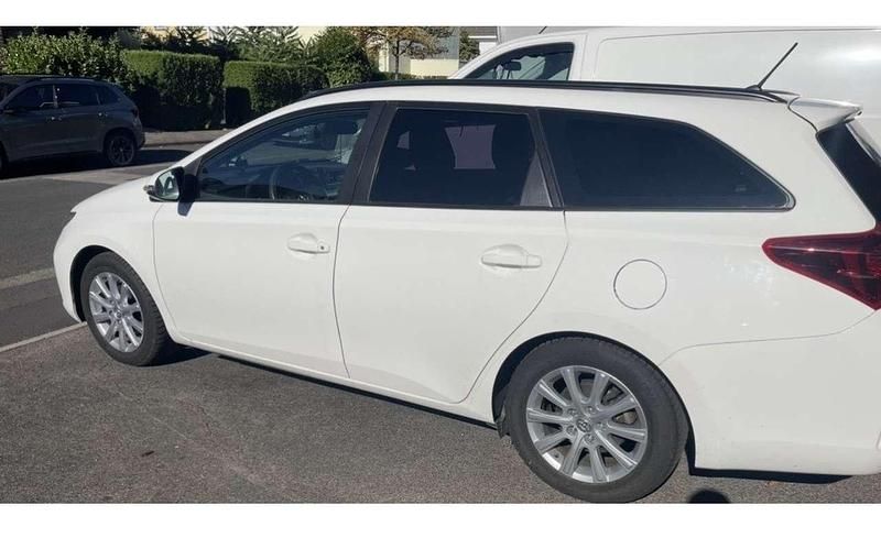 Gebraucht Toyota Auris 99 PS (72 kW) 2013 Kombi