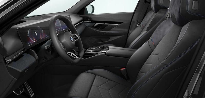 Gebraucht BMW 540 Comfort Edition 303 PS (222 kW) 2025 Schwarz Limousine