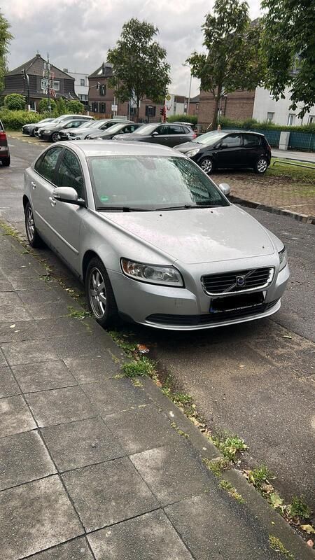 Silber Gebraucht 2007 Volvo S40 Limousine | 4.800 € (Fairer Preis) - Bild 1/4