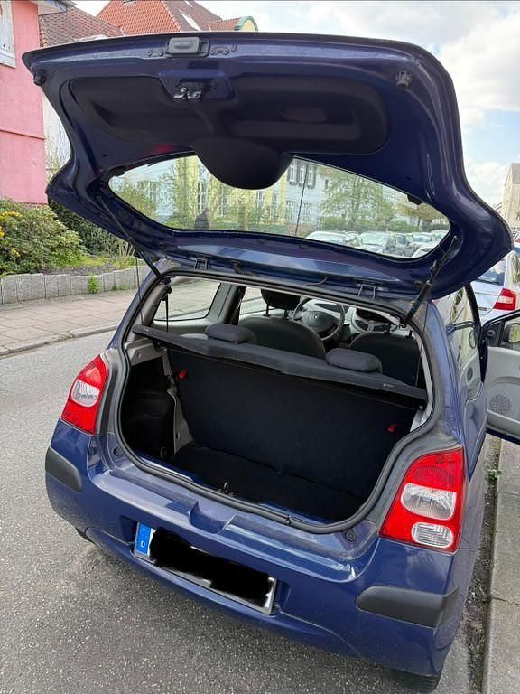 Używany Renault Twingo Authentique 58 KM (42 kW) 2007 Niebieski Hatchback