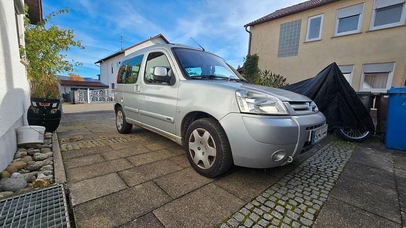 Silber Gebraucht 2005 Citroën Berlingo Van / Kleinbus | 2.500 € (Fairer Preis) - Bild 1/4